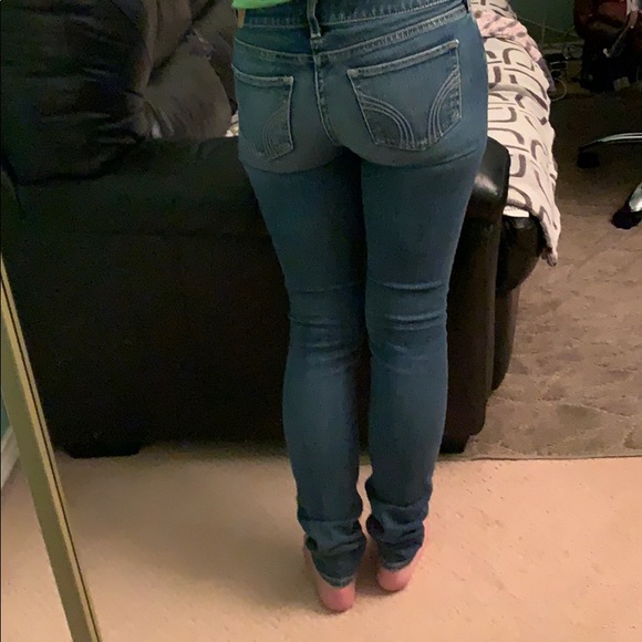 Hollister Jeans - Picture 6 of 6